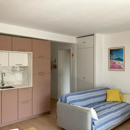 Mer & Relax - Parking - Wifi - Terrasse - Mer Saint-Cyr-sur-Mer Eksteriør billede