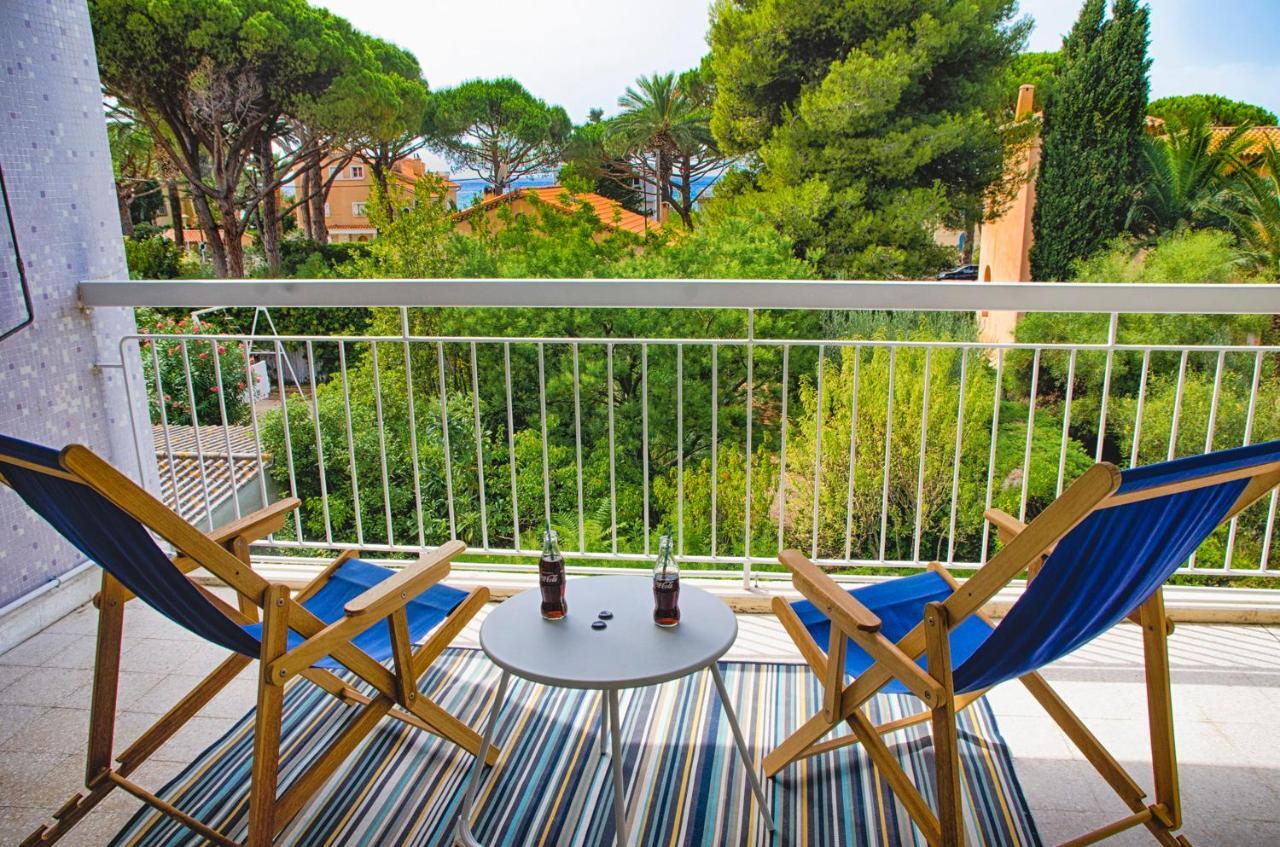 Mer & Relax - Parking - Wifi - Terrasse - Mer Saint-Cyr-sur-Mer Eksteriør billede