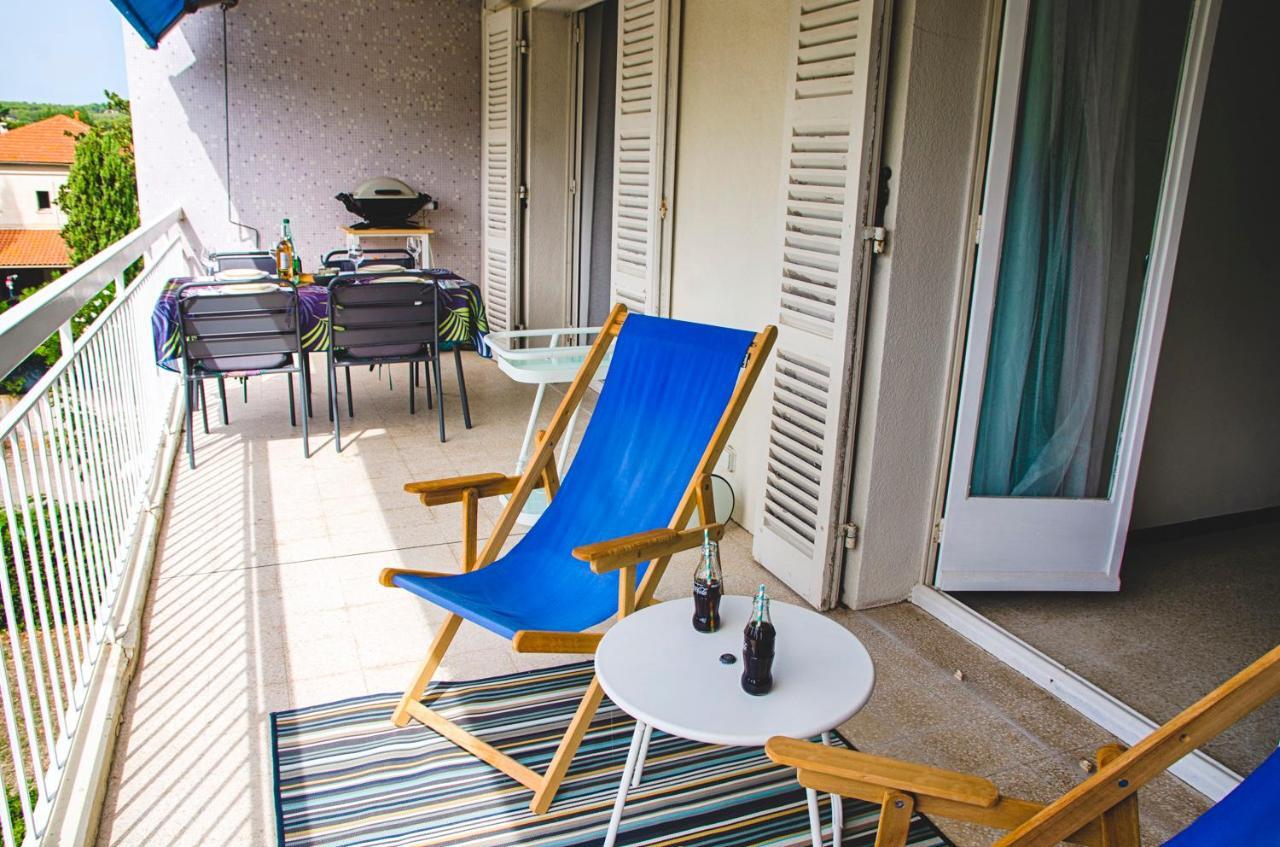 Mer & Relax - Parking - Wifi - Terrasse - Mer Saint-Cyr-sur-Mer Eksteriør billede